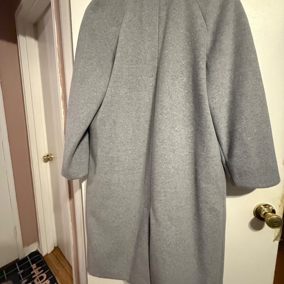 Banana Republic Gray Wool Blend Coat - Size M Petite - Picture 4 of 4